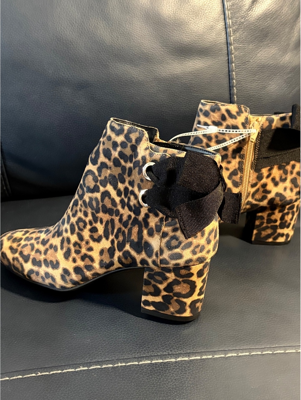 NWT Cooper Key size 7M Leopard Print Ankle Boots with Black Bow Accent and Block